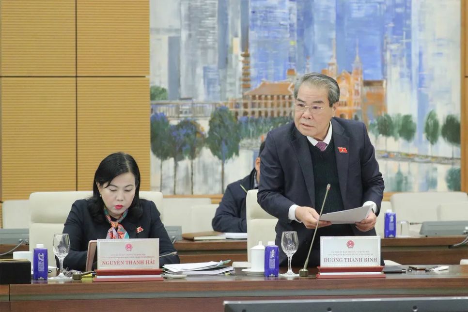 Chủ nhiệm Ủy ban Dân nguyện và Giám sát Dương Thanh Bình trình bày báo cáo công tác dân nguyện của Quốc hội tháng 1-2026 Chủ nhiệm Ủy ban Dân nguyện và Giám sát Dương Thanh Bình trình bày báo cáo công tác dân nguyện của Quốc hội tháng 1-2026