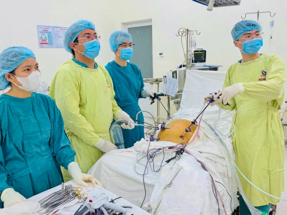 Một ca phẫu thuật tại Bệnh viện Nhân dân Gia Định cơ sở 2