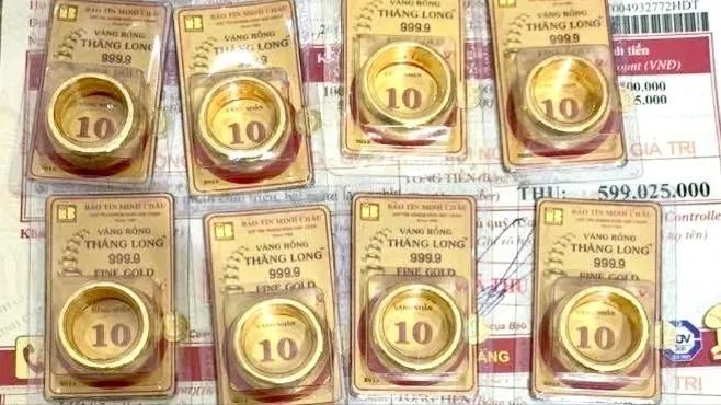 Vàng miếng tái lập mốc 180 triệu đồng một lượng