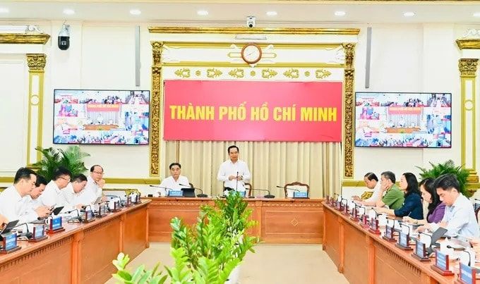Quang cảnh phiên họp. Ảnh: Việt Dũng