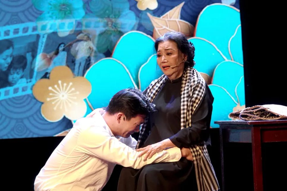 NSND Kim Cương ở tuổi 90 vẫn lay động khán giả