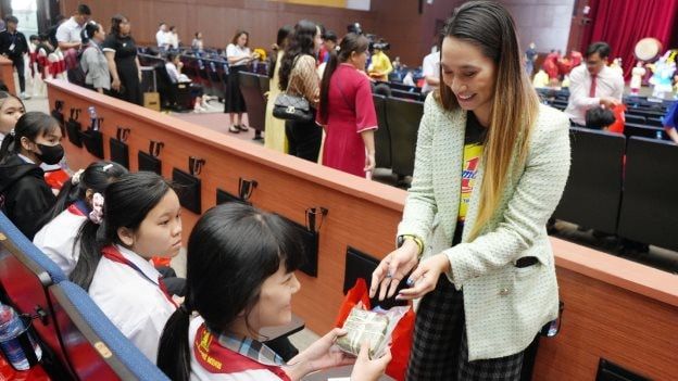 Một mùa Xuân trọn vẹn hơn cho hàng ngàn trẻ em