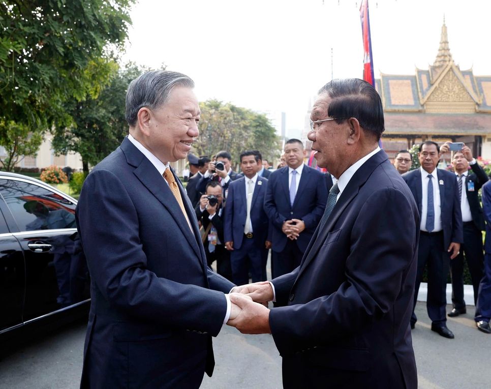 Samdech Techo Hun Sen chủ trì lễ đón chính thức đón Tổng Bí thư Tô Lâm, Ảnh: TTXVN Samdech Techo Hun Sen chủ trì lễ đón chính thức đón Tổng Bí thư Tô Lâm, Ảnh: TTXVN