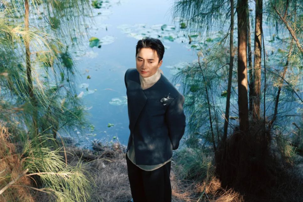 MV cũng đánh dấu sự chuyển biến trong phong cách của Phan Mạnh Quỳnh, thể hiện khía cạnh mới mẻ, trẻ trung hơn