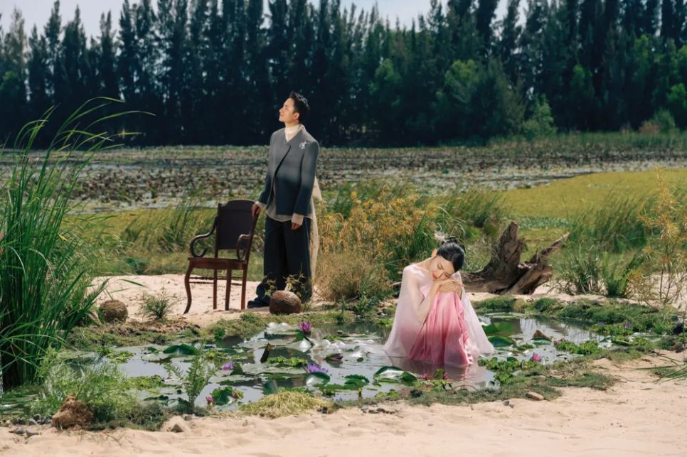 Phan Mạnh Quỳnh và bà xã Huỳnh Khánh Vy trong MV 