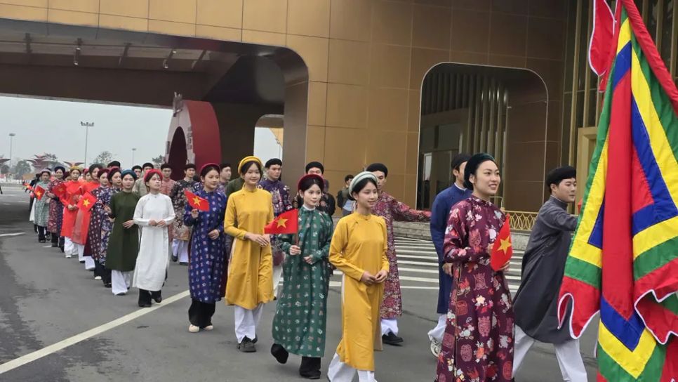 Diễu hành trang phục Việt tại triển lãm