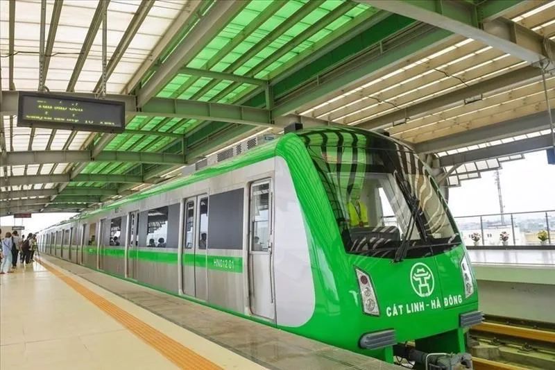 Metro Hà Nội tăng tần suất chuyến trong giờ cao điểm dịp Tết Nguyên đán