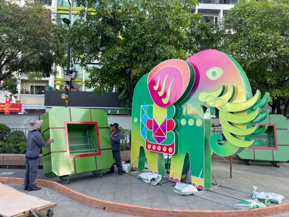 Đường hoa Nguyễn Huệ nước rút hoàn thiện trước ngày khai mạc