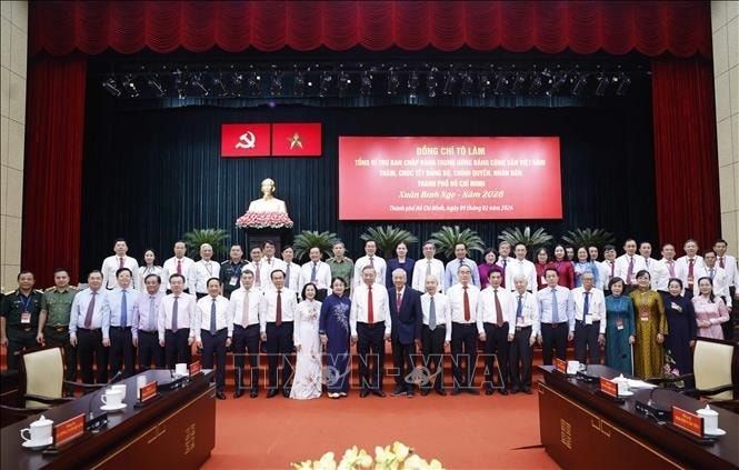 Tổng Bí thư Tô Lâm thăm, chúc Tết Đảng bộ, chính quyền và nhân dân TP.HCM. Ảnh: Thống Nhất/TTXVN