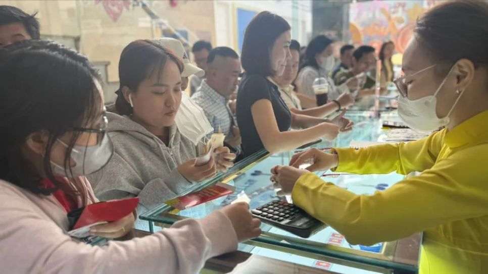 Chiều 9-2, giá vàng trong nước giảm