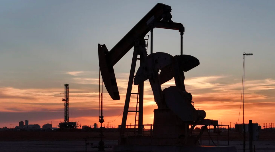 Giá dầu phục hồi hơn 1% sau cảnh báo an ninh tại eo biển Hormuz