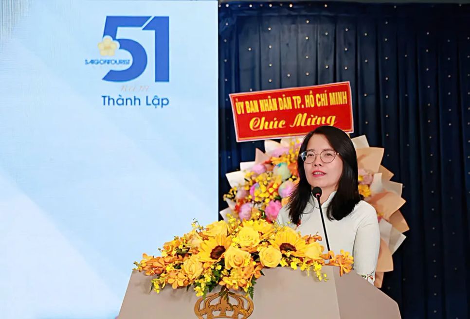 Bà Nguyễn Thị Ánh Hoa, Chủ tịch Saigontourist Group