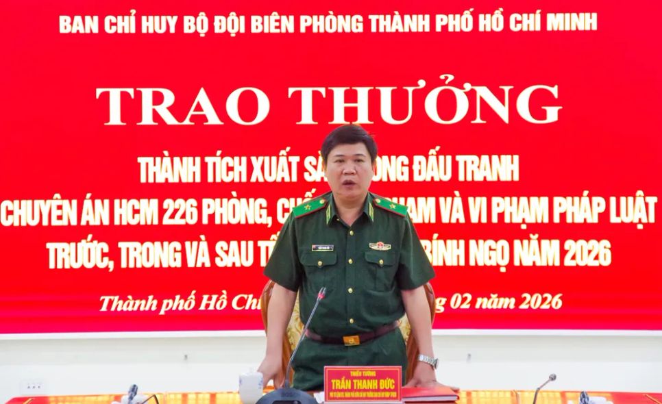 Thiếu tướng Trần Thanh Đức phát biểu tại tại buổi lễ