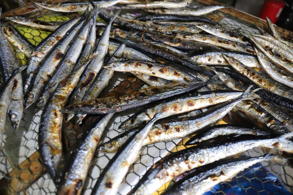 Thơm lừng cá nướng Cửa Lò những ngày cận tết