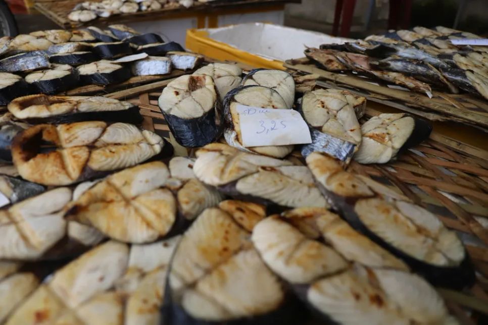 Thơm lừng cá nướng Cửa Lò những ngày cận tết