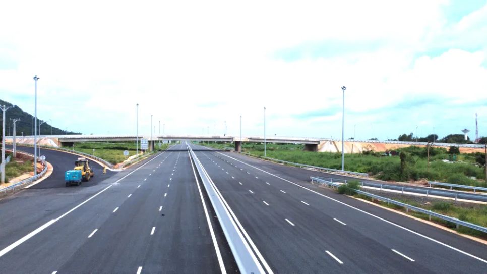 Cao tốc Biên Hòa - Vũng Tàu chưa thể đưa vào khai thác trước Tết Nguyên đán 2026, do chưa hoàn tất một số hạng mục Cao tốc Biên Hòa - Vũng Tàu chưa thể đưa vào khai thác trước Tết Nguyên đán 2026, do chưa hoàn tất một số hạng mục