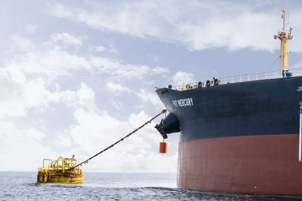 Nhà máy Lọc dầu Dung Quất duy trì vận hành xuyên suốt để đảm bảo nguồn cung xăng dầu cho thị trường Tết Bính Ngọ 2026