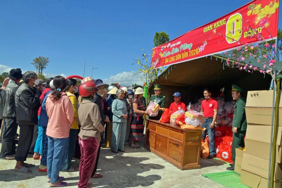 Sắc xuân hồi sinh mạnh mẽ trên vùng đất bão lũ lịch sử