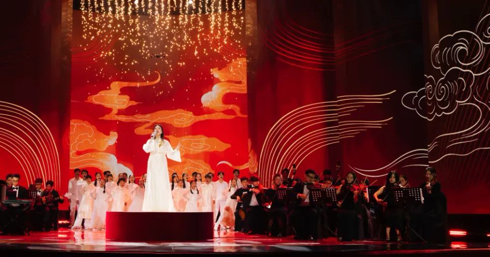 Mỹ Tâm có màn trình diễn đặc biệt trong chương trình