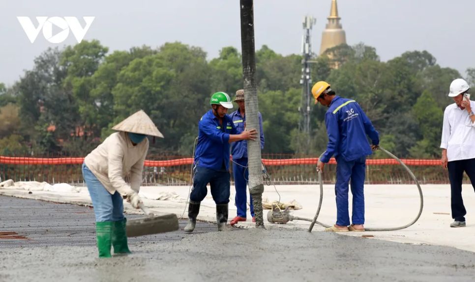 Giữ nhịp thi công xuyên Tết trên công trường dự án Vành đai 3 TPHCM Giữ nhịp thi công xuyên Tết trên công trường dự án Vành đai 3 TPHCM