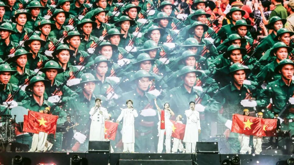 Một tiết mục đậm chất truyền thống trong Hozo City Tết Fest 2025, thương hiệu văn hóa nổi bật của TPHCM năm qua, là sự kết hợp giữa Lễ hội Âm nhạc Quốc tế TPHCM (Hozo) và City Tết Fest Một tiết mục đậm chất truyền thống trong Hozo City Tết Fest 2025, thương hiệu văn hóa nổi bật của TPHCM năm qua, là sự kết hợp giữa Lễ hội Âm nhạc Quốc tế TPHCM (Hozo) và City Tết Fest