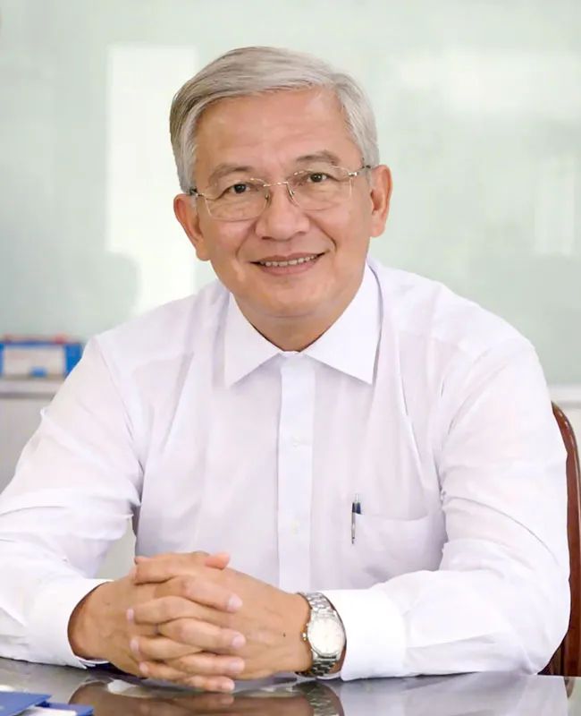 Ông Dương Minh Châu