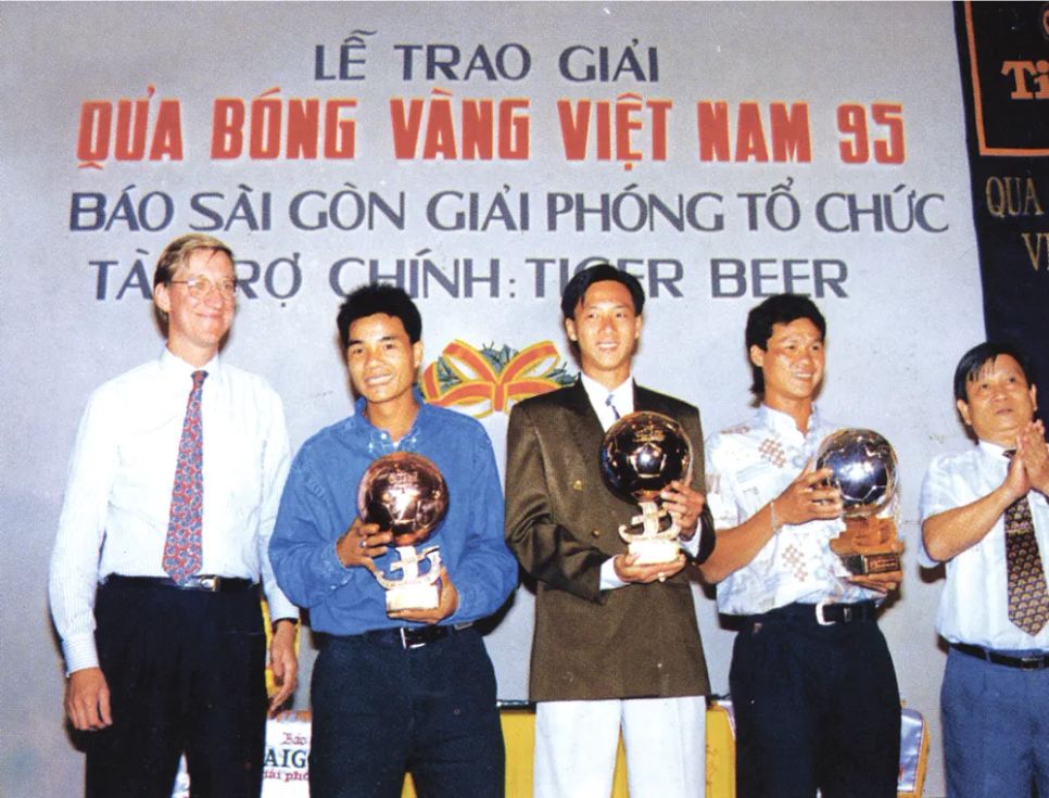 QBV Việt Nam 1995 - năm khởi xướng cho giải thưởng QBV Việt Nam do Báo SGGP tổ chức. QBV Việt Nam 1995 - năm khởi xướng cho giải thưởng QBV Việt Nam do Báo SGGP tổ chức.