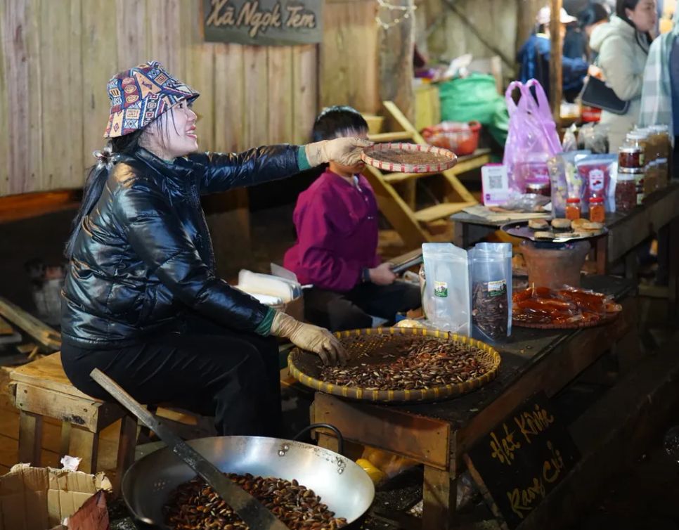 Phục vụ ẩm thực Phục vụ ẩm thực