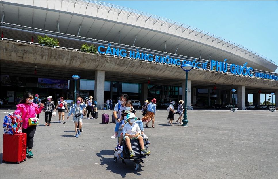 Sân bay Phú Quốc phục vụ hơn 260.000 lượt khách trong cao điểm Tết Sân bay Phú Quốc phục vụ hơn 260.000 lượt khách trong cao điểm Tết