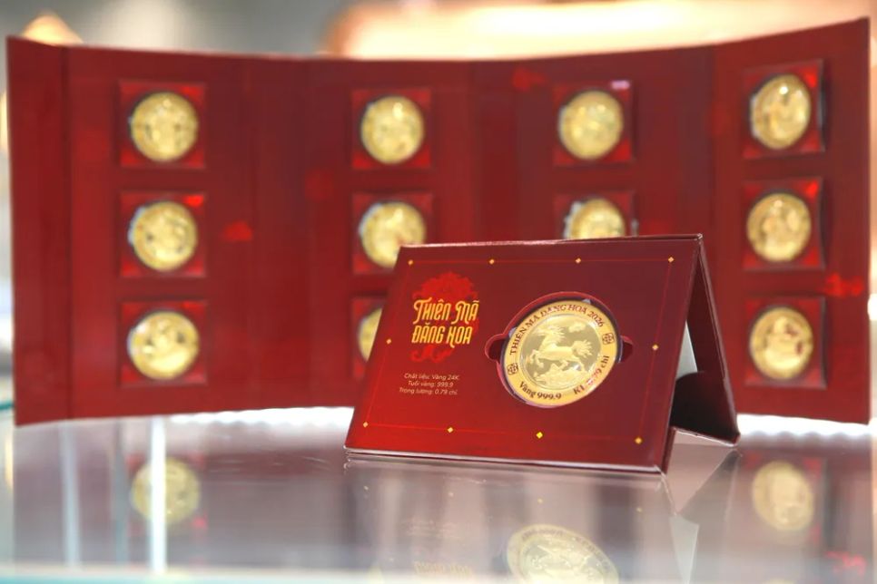 Các sản phẩm Vía Thần Tài loại 1-3 phân của PNJ. Ảnh: HẠNH NHUNG