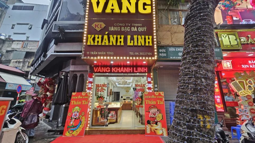 Vàng bất ngờ giảm trong ngày Vía Thần tài