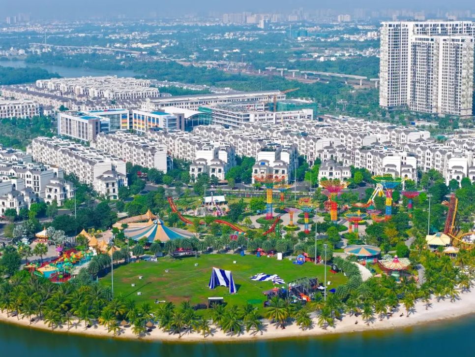 Nằm tại cửa ngõ khu Đông, Vinhomes Grand Park kết nối với loạt hạ tầng trọng điểm khu vực