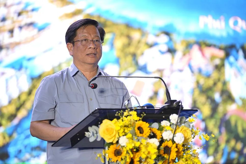 Chủ tịch UBND tỉnh An Giang Hồ Văn Mừng phát biểu tại buổi lễ Chủ tịch UBND tỉnh An Giang Hồ Văn Mừng phát biểu tại buổi lễ