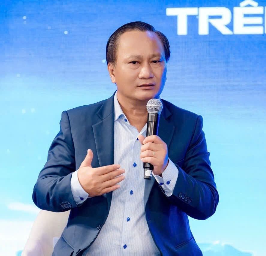 Luật sư Hà Hải trong chương trình hỗ trợ pháp lý