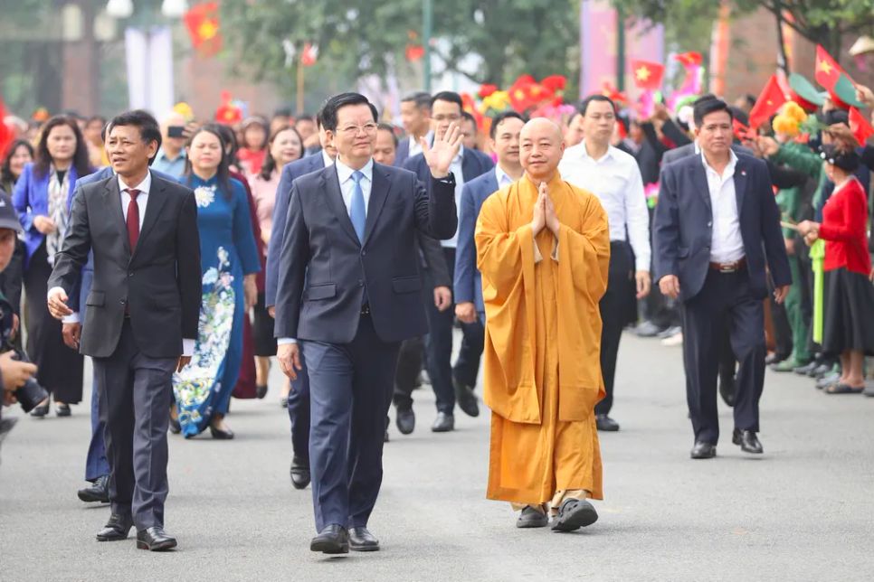Phó Thủ tướng Mai Văn Chính và các đại biểu tham dự Ngày hội “Sắc xuân trên mọi miền Tổ quốc” năm 2026
