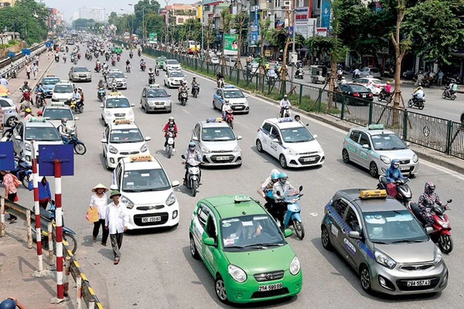 TP Hà Nội đặt mục tiêu tới năm 2030, tất cả taxi sử dụng năng lượng xanh