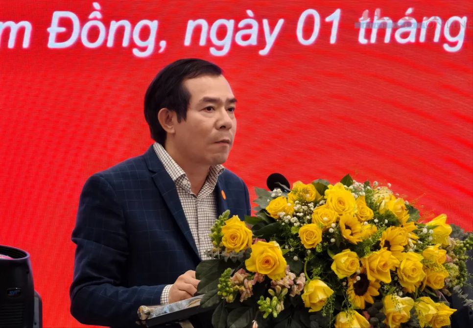 Nhà đầu tư nêu ý kiến tại buổi gặp mặt. Ảnh: ĐOÀN KIÊN