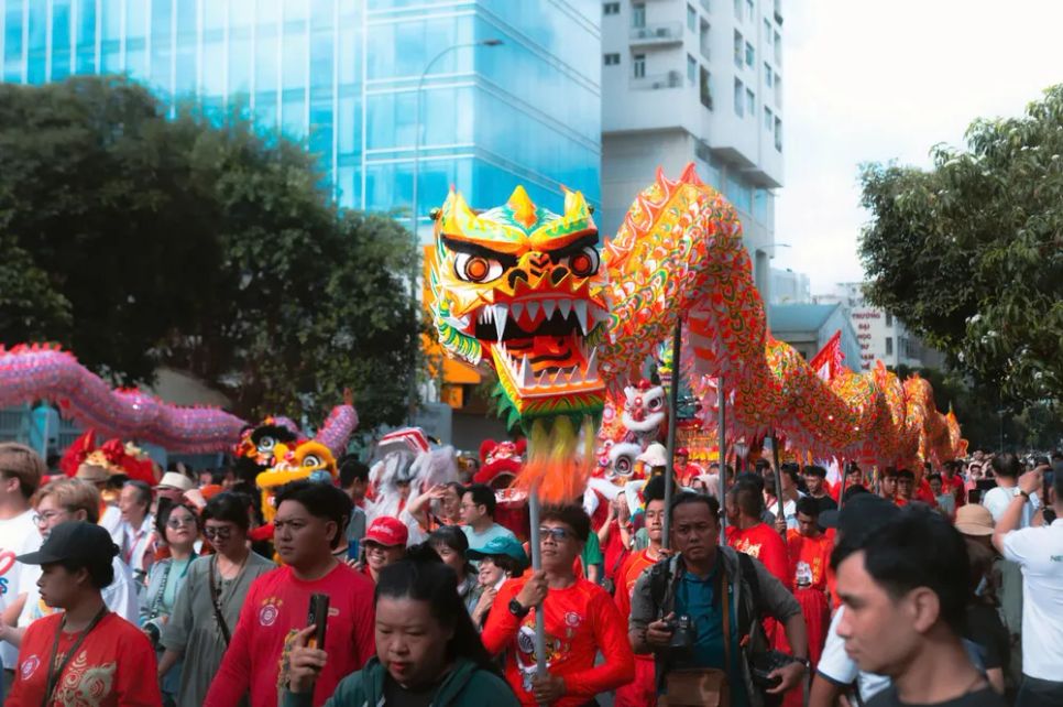 Rộn rã lễ hội Tết Nguyên tiêu tại Chợ Lớn