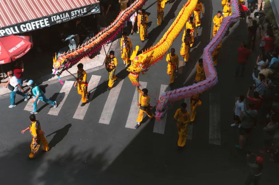 Rộn rã lễ hội Tết Nguyên tiêu tại Chợ Lớn