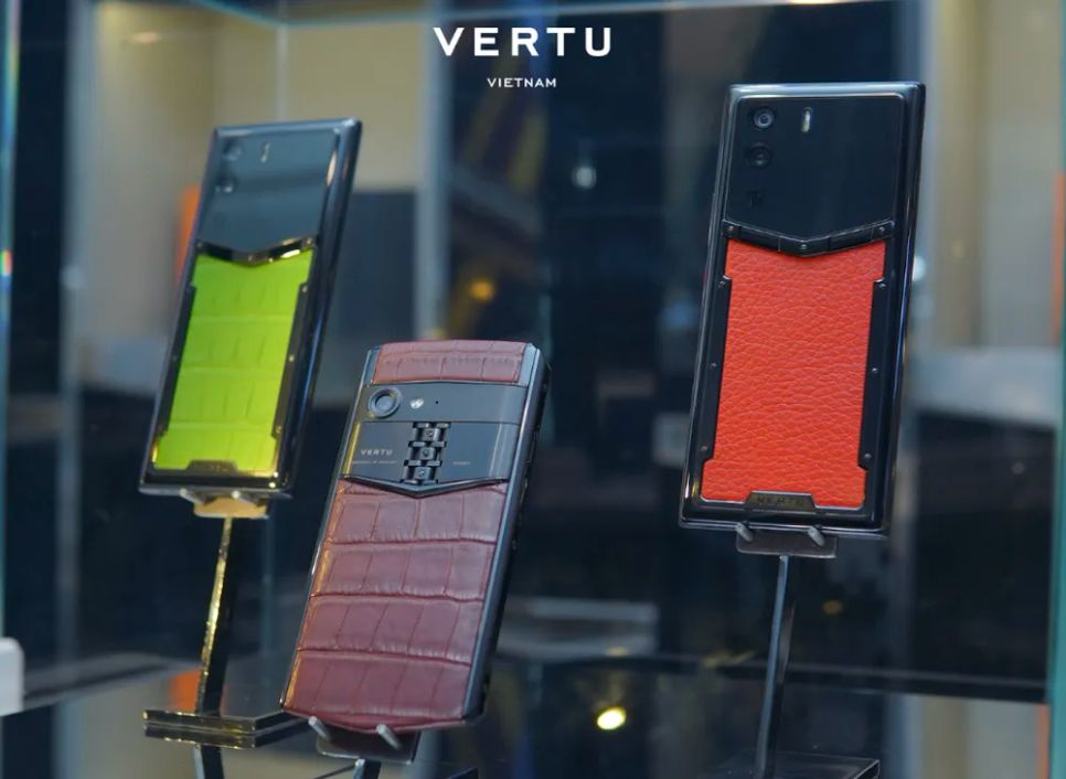 Vertu ra mắt 'tân binh' bảo mật tuyệt đối