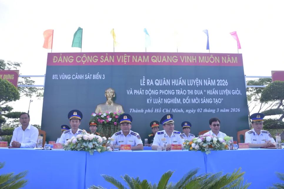 Các đại biểu tham dự buổi lễ ra quân huấn luyện năm 2026 Các đại biểu tham dự buổi lễ ra quân huấn luyện năm 2026