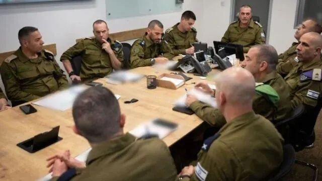 Cuộc họp của Bộ Tổng Tham mưu sau vụ phóng tên lửa của Hezbollah vào miền Bắc Israel. Ảnh: Lực lượng Phòng vệ Israel