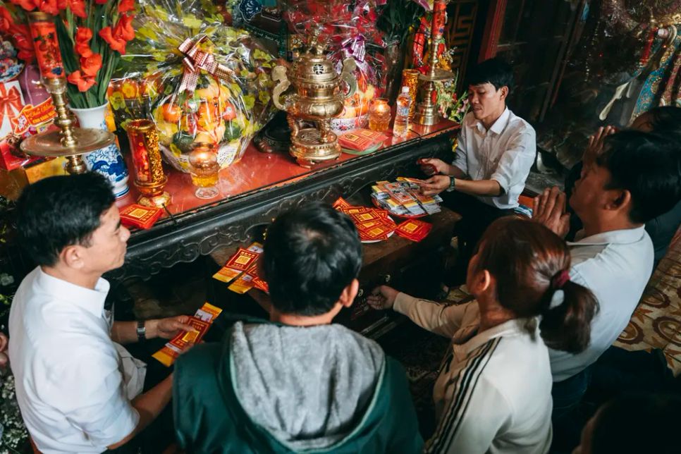 Lễ hội Nguyên tiêu là sự kiện văn hóa – tín ngưỡng quan trọng của người dân địa phương Lễ hội Nguyên tiêu là sự kiện văn hóa – tín ngưỡng quan trọng của người dân địa phương
