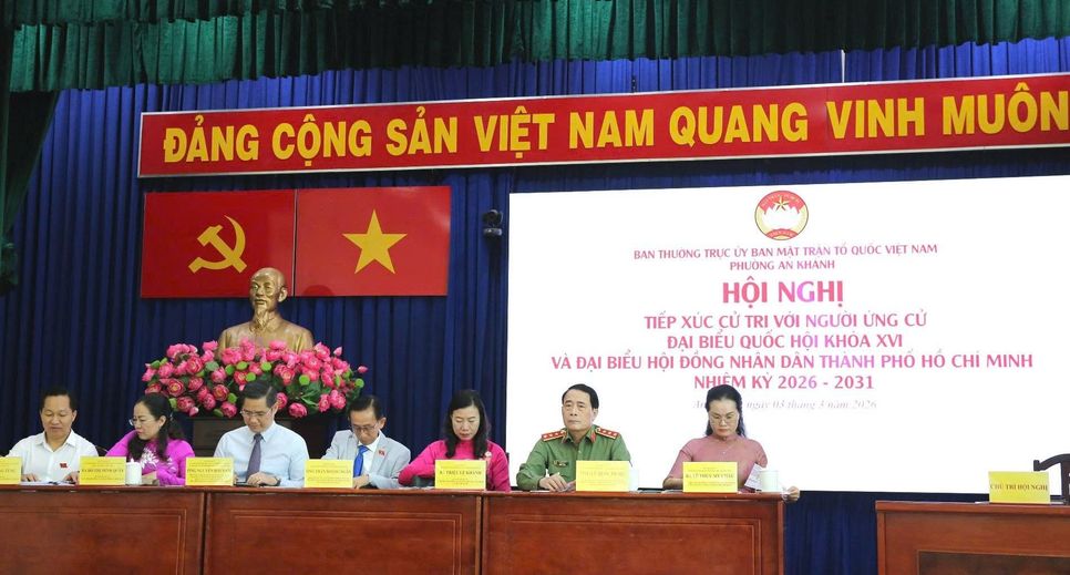 Các ứng cử viên đại biểu Quốc hội khóa XVI thuộc Đơn vị bầu cử số 9, tại buổi tiếp xúc cử tri phường An Khánh Các ứng cử viên đại biểu Quốc hội khóa XVI thuộc Đơn vị bầu cử số 9, tại buổi tiếp xúc cử tri phường An Khánh