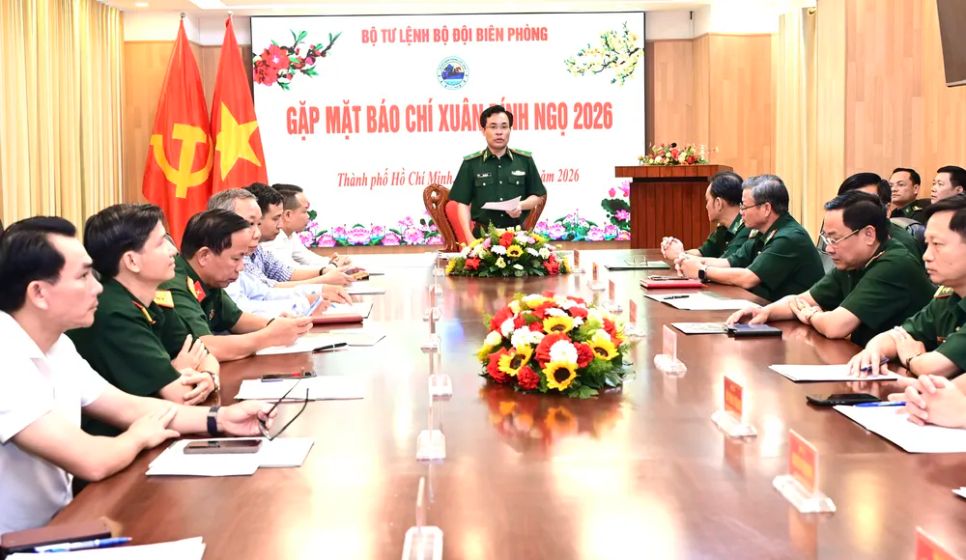 Thiếu tướng Vũ Quốc Ân, Phó Chính ủy Bộ Tư lệnh Bộ đội Biên phòng phát biểu. Ảnh: VĂN MINH