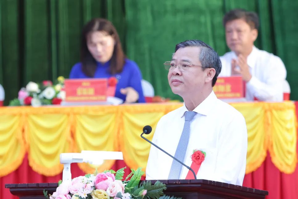 Chủ tịch UBND TP Cần Thơ Trương Cảnh Tuyên phát biểu tại buổi lễ