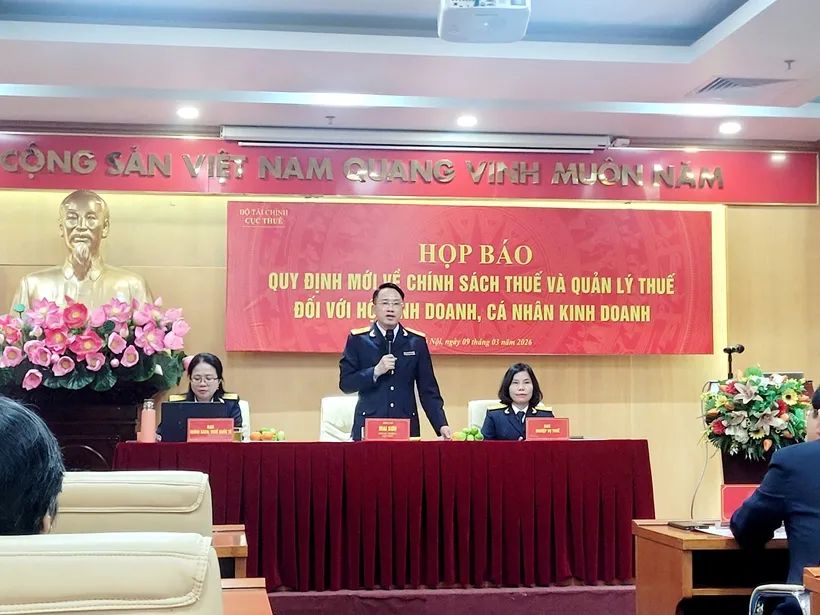 <p>Ông Mai Sơn, Phó Cục trưởng Cục Thuế phát biểu tại cuộc họp báo, ngày 9-3. Ảnh: L.T</p>