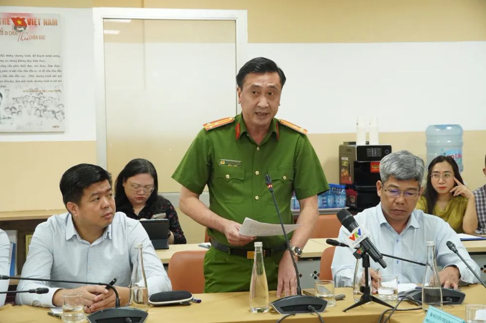 Ông Trần Xuân Phương, Phó trưởng Phòng Cảnh sát Phòng cháy, chữa cháy và Cứu nạn cứu hộ (PC07), Công an TPHCM cảnh báo nguy cơ cháy nổ nếu chứa trữ xăng dầu không đúng cách