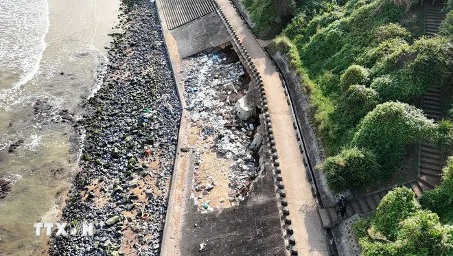 Quảng Trị khắc phục sạt lở kè biển trong phạm vi Địa đạo Vịnh Mốc