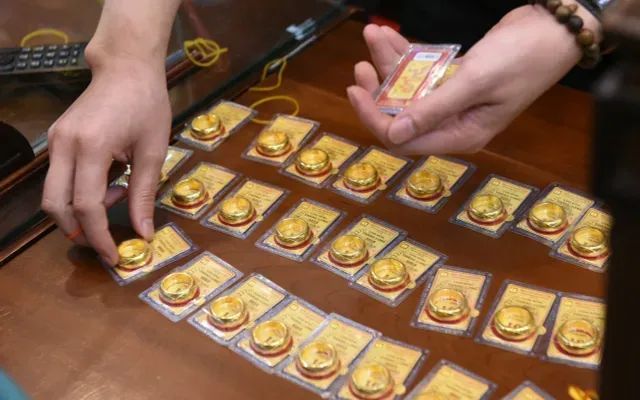 Vàng trong nước vượt mốc 187 triệu đồng mỗi lượng